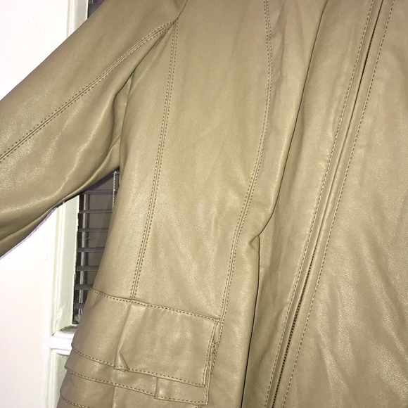 jacket - Picture 3 of 5